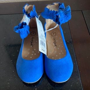 Cat and Jack Blue shoe